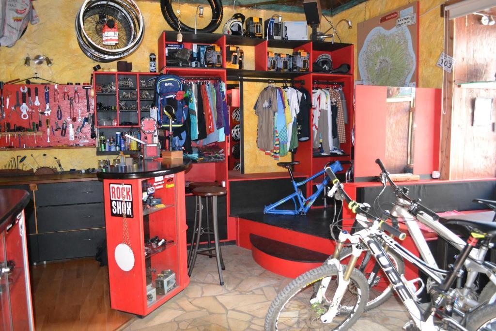 El Porvenir Hostel Los Llanos De Aridane Bagian luar foto