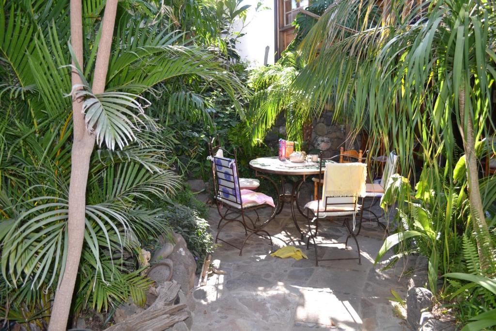 El Porvenir Hostel Los Llanos De Aridane Bagian luar foto